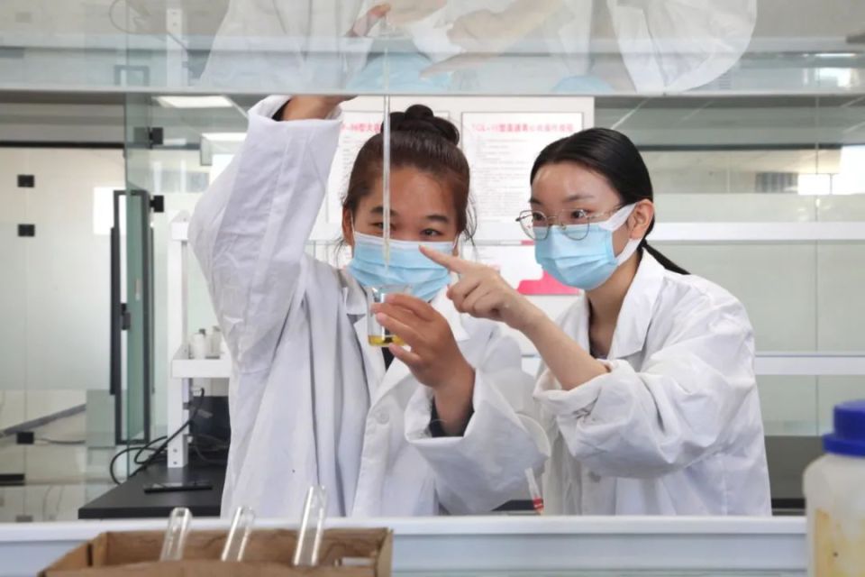 牢記囑托 奮楫前行 破繭成蝶開新局，產業騰飛正當時——五家渠經濟技術開發區生物技術開發邁向高質量發展新征程